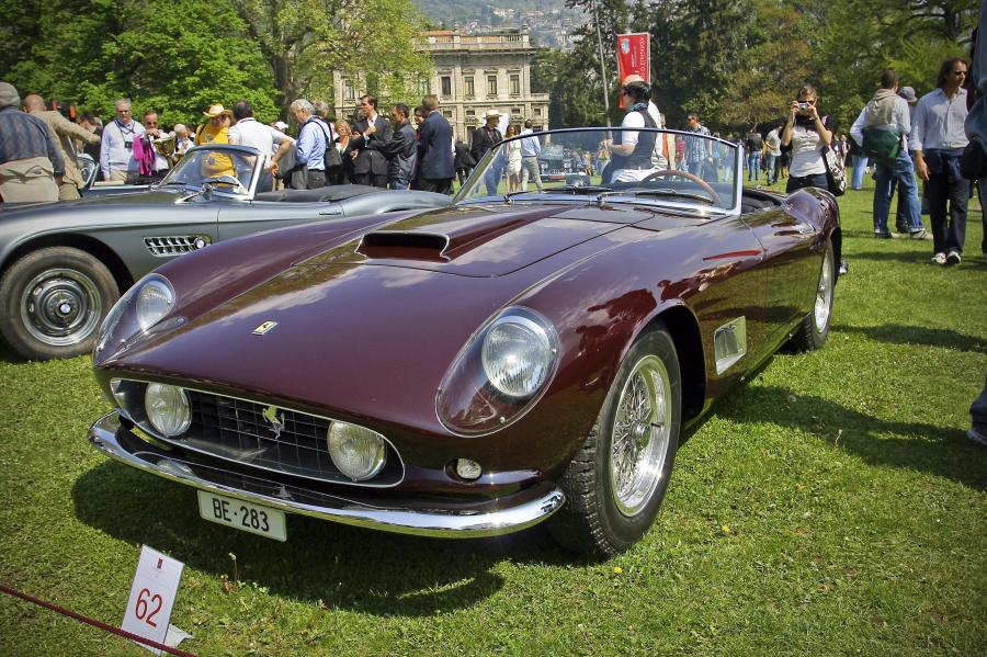  Ferrari 250 GT California Spyder 1958 года  (фото 10 из 24)